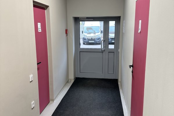 Аренда офиса на Фабрициуса 8Б, пл. 650,00 кв - фото 3