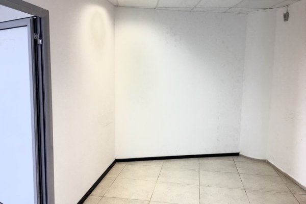 Аренда офисных помещений от 21,6 до 175,2 м2 возле ст. метро &laquo;Кунцевщина&raquo;, Домбровская 9 - фото 10