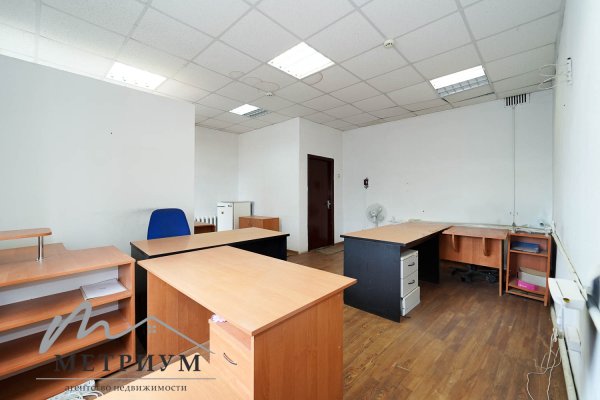 Арендатор не оплачивается услуги агентства!  Офисы по адресу г.Минск, ул Бирюзова 12А, площадью 47.2м2, 31 м2 и 21 м2. - фото 5