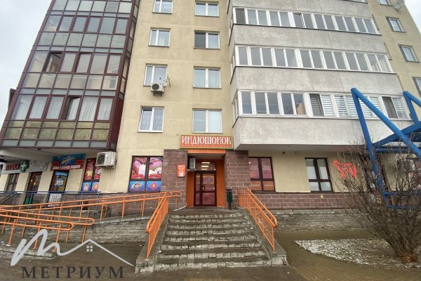 Аренда торгового помещения 56,6м2 на ул. Жуковского, 2 - фото 1