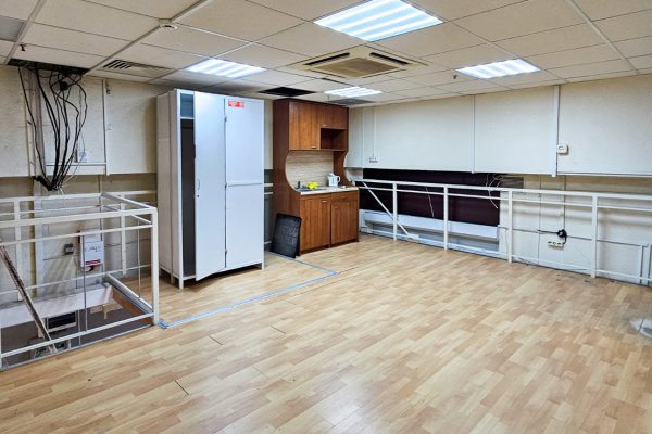 Торговое помещение 70,7 м2, ул. Куйбышева, 40 у Комаровского рынка - фото 10