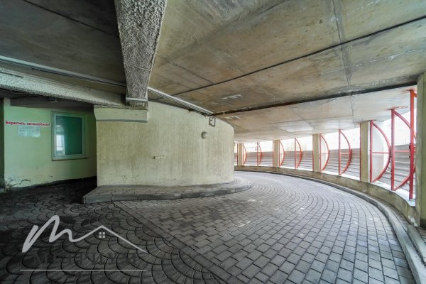 Продается машино-место по ул. Восточная 131 на крытом паркинге - фото 8