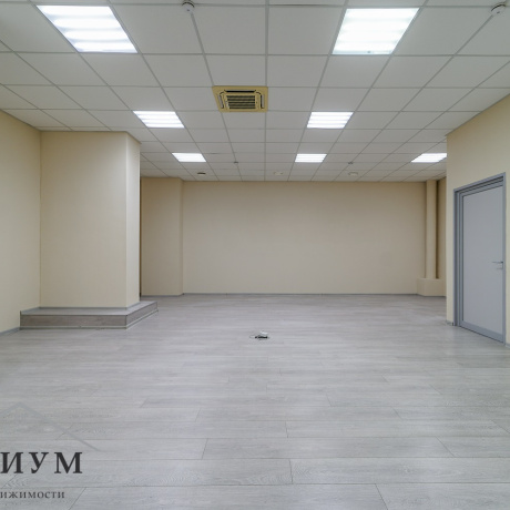 Фотография  Помещение под ОФИС и СФЕРУ УСЛУГ 955.90 кв.м. ул. Нарочанская 11 - фото 7