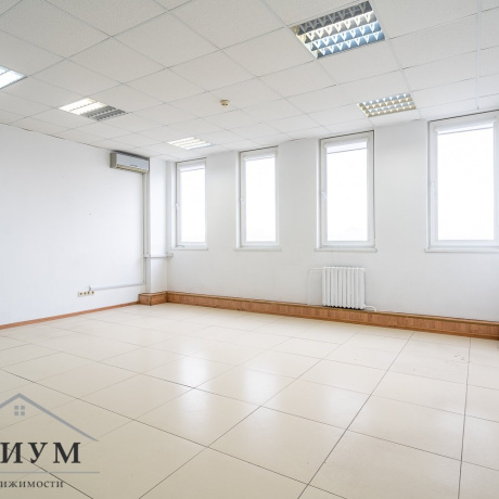 Фотография Продается офис 36,6 м2 по ул. Тимирязева 65Б - фото 3