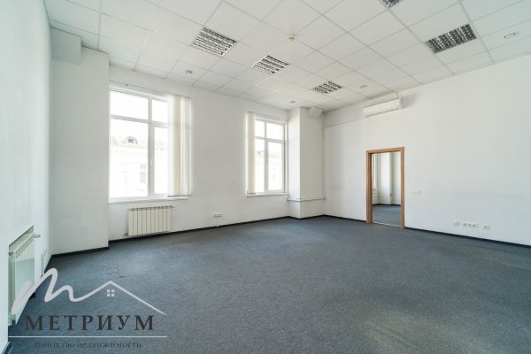 В БЦ &laquo;Тайм&raquo; сдается в аренду офис 71.3 м&sup2; рядом с метро, ул. Толбухина, 2 - фото 12