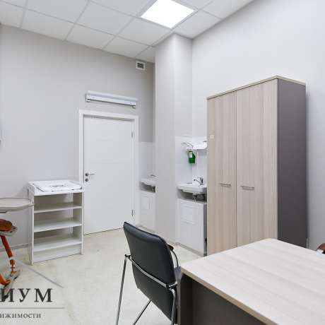 Фотография Медцентр с оборудованием 217,3 м2 ул. Чюрлёниса, 8 - фото 16