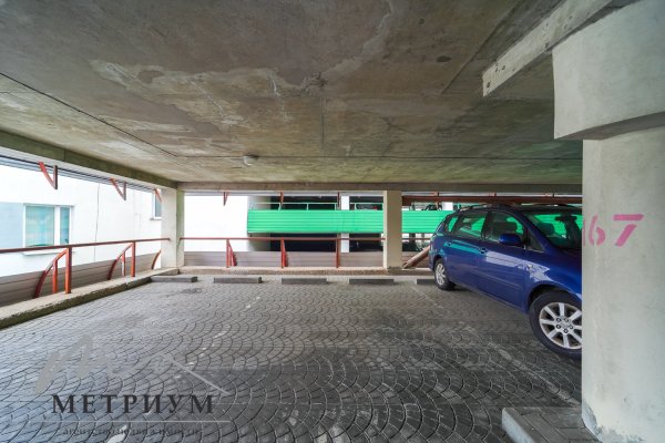 Продается машино-место по ул. Восточная 131 на крытом паркинге - фото 2