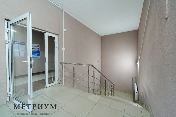 Арендатор не оплачивается услуги агентства!  Сдается помещение с ремонтом по адресу г. Минск  Петра Мстиславца 3 , площадью 120 кв.м - фото 3