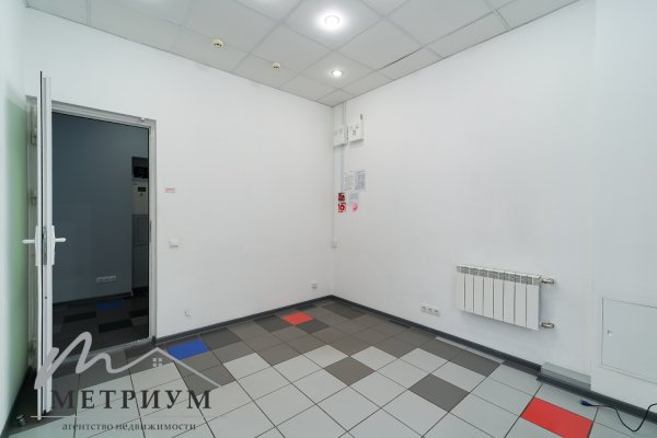 Арендатор не оплачивается услуги агентства!  Сдается помещение по адресу г.Минск п-р Независимости 60, площадью 177 кв.м - фото 13