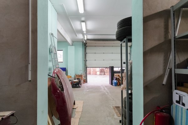 Сдаётся склад 380м&sup2; с офисом 50 м&sup2; в черте Минска, ул. Карвата 77 - фото 2