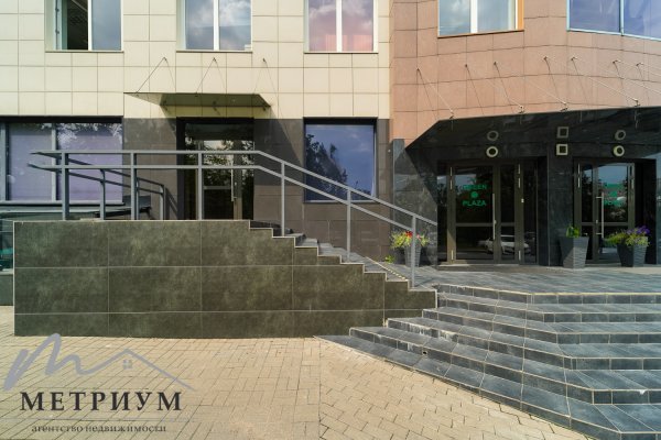 Торгово-офисное помещение, площадью 288 кв.м. ул Бирюзова 10А. ЭКСКЛЮЗИВНОЕ ПРЕДЛОЖЕНИЕ, СПЕШИТЕ!!!  - фото 3