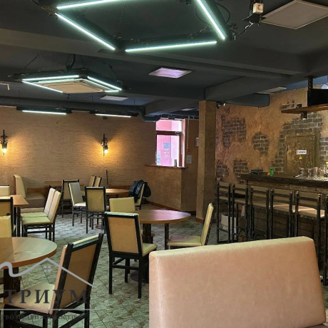 Фотография Аренда готового кафе 177 м&sup2; в Лошице с террасой и мебелью - фото 1