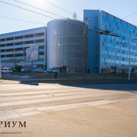 Фотография Аренда машиноместа в БЦ по адресу Гамарника, 30 - фото 1