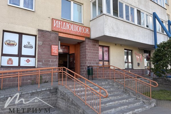 Аренда торгового помещения 56,6м2 на ул. Жуковского, 2 - фото 1