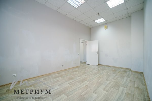 ОФИС из 3-х комнат 53,0кв.м. в БЦ &laquo;Манеж&raquo; ул. Кульман 11 - фото 5