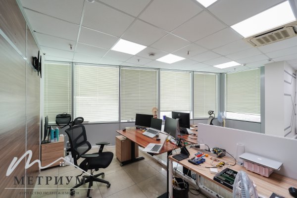 Офис 181,9 м2 в ROYAL PLAZA, пр-т Победителей, 7а - фото 11