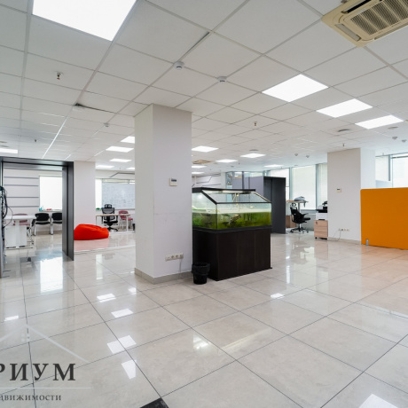 Фотография Офис 181,9 м2 в ROYAL PLAZA, пр-т Победителей, 7а - фото 9