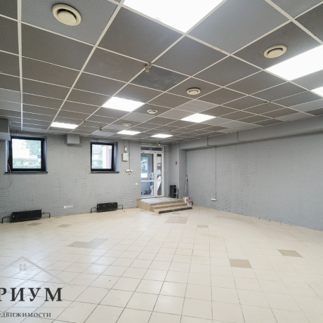 Фотография Торговое помещение С РЕМОНТОМ 88 кв.м, Пономаренко 34 - фото 1