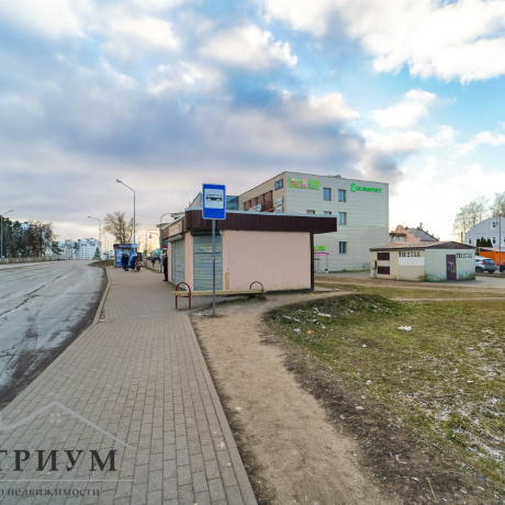 Фотография Арендатор не оплачивает услуги агентства!!! В ТЦ &laquo; Перекресток&raquo; сдается торговое помещение по адресу д. Боровляны ул. Березовая 108 - фото 2