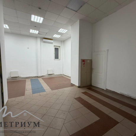 Фотография Аренда помещения 64,9м2 возле метро Уручье по адресу Руссиянова, 4 - фото 5