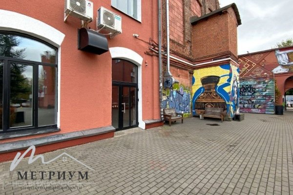 Шоурум / концепт-стор в самом атмосферном дворе Минска! Октябрьская 23А &mdash; 39.9 м&sup2; - фото 9