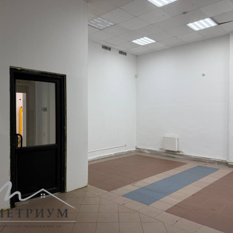 Фотография Аренда помещения 64,9м2 возле метро Уручье по адресу Руссиянова, 4 - фото 3