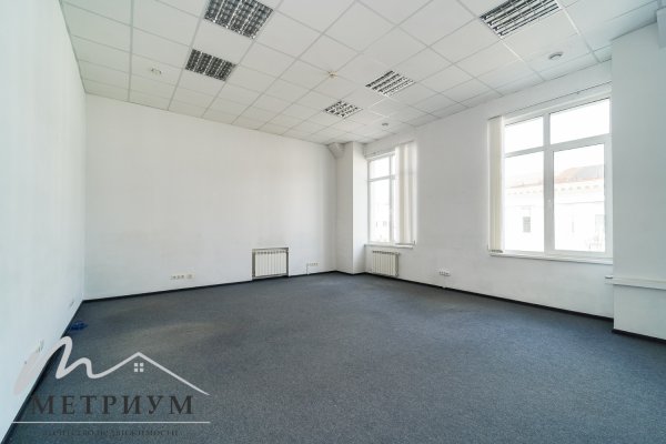 В БЦ &laquo;Тайм&raquo; сдается в аренду офис 71.3 м&sup2; рядом с метро, ул. Толбухина, 2 - фото 11