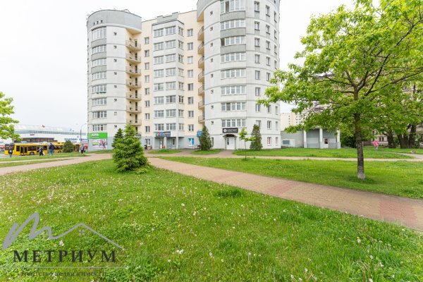 Арендатор не оплачивается услуги агентства!  Сдается помещение около метро по адресу г.Минск  ул. Бурдейного 8, площадью 279.7  кв.м - фото 2