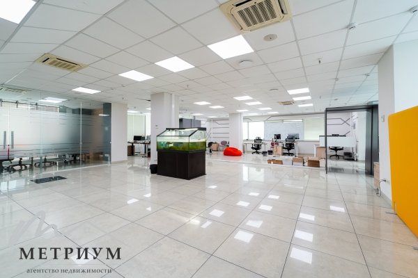 Офис 181,9 м2 в ROYAL PLAZA, пр-т Победителей, 7а - фото 5
