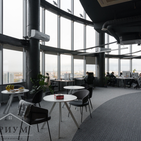 Фотография Аренда офиса на 30-м этаже 695 м2 в БЦ &laquo;Royal Plaza&raquo; пр-т Победителей 7А - фото 3