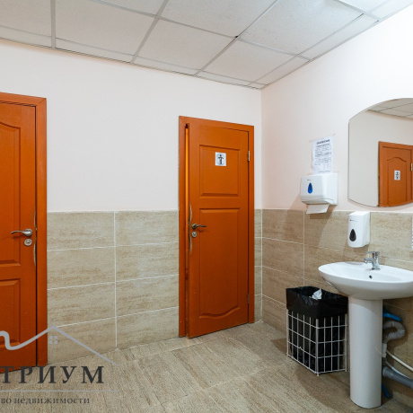 Фотография Аренда офисных помещений от 21,6 до 175,2 м2 возле ст. метро &laquo;Кунцевщина&raquo;, Домбровская 9 - фото 12