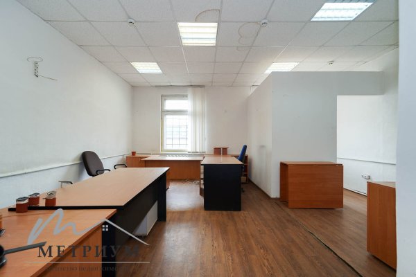 Арендатор не оплачивается услуги агентства!  Офисы по адресу г.Минск, ул Бирюзова 12А, площадью 47.2м2, 31 м2 и 21 м2. - фото 3