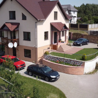 Фотография ДОМ в элитном поселке Слобода, ул.Минская Всего 10 км от МКАД. - фото 1