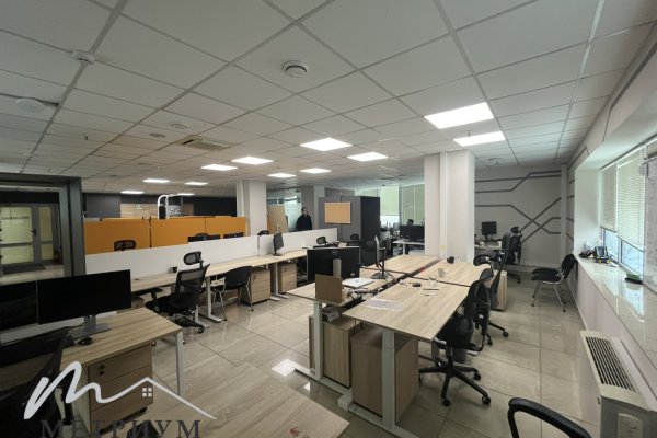 Офис 181,9 м2 в ROYAL PLAZA, пр-т Победителей, 7а - фото 5