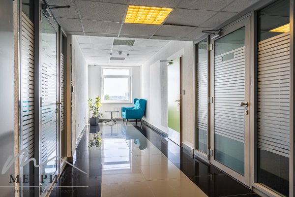 Продажа офиса с отличным ремонтом 575,8 кв.м. на 8 этаже, ул. Смоленская, 25 - фото 4