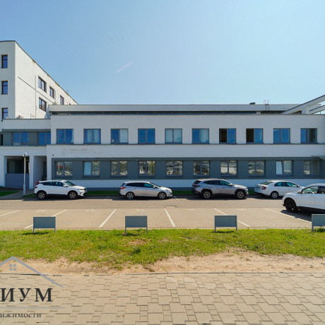 Фотография  Помещение под ОФИС и СФЕРУ УСЛУГ 955.90 кв.м. ул. Нарочанская 11 - фото 2