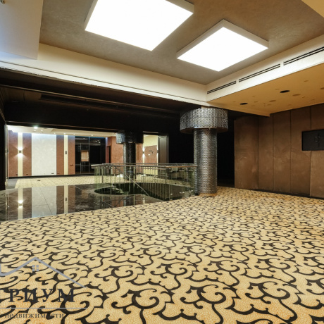 Фотография Арендатор не оплачивается услуги агентства!  Сдается помещение с ремонтом по адресу г. Минск  п-р Независимости 56А, площадью от 300 кв.м до 700 кв.м - фото 5