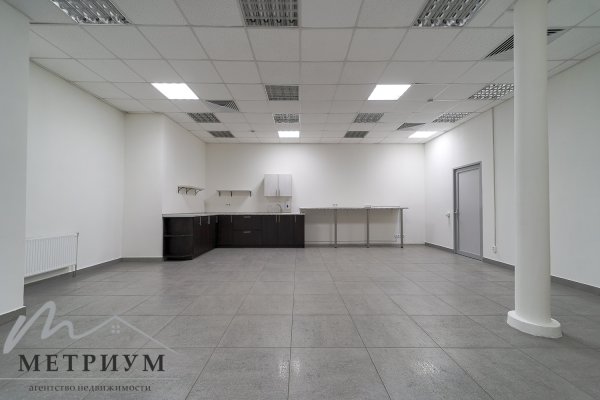  Помещение под ОФИС и СФЕРУ УСЛУГ 955.90 кв.м. ул. Нарочанская 11 - фото 6