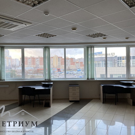 Фотография Аренда офисных помещений в БЦ &laquo;Порт&raquo; Шафарнянская 11, 88,2м2 - фото 5