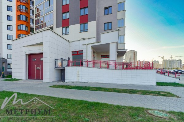 Торговое помещение 343,6 м2, ул. Смолича д.2 - фото 2