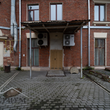 Фотография Арендатор не оплачивается услуги агентства!  Сдается помещение с ремонтом по адресу г. Минск  ул Свердлова 22, площадью 546.3м.   - фото 15