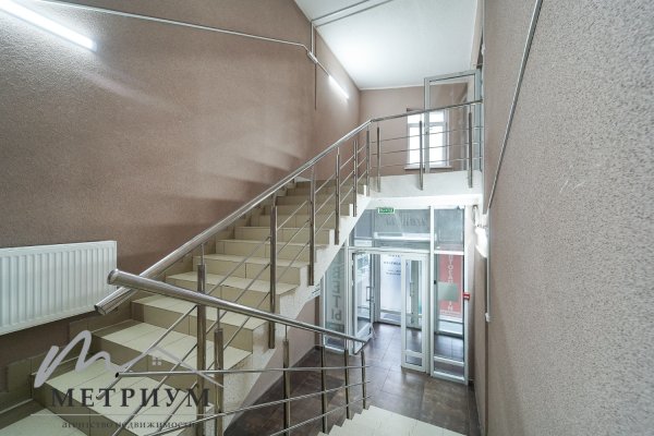 Арендатор не оплачивается услуги агентства!  Сдается помещение с ремонтом по адресу г. Минск  Петра Мстиславца 3 , площадью 120 кв.м - фото 2