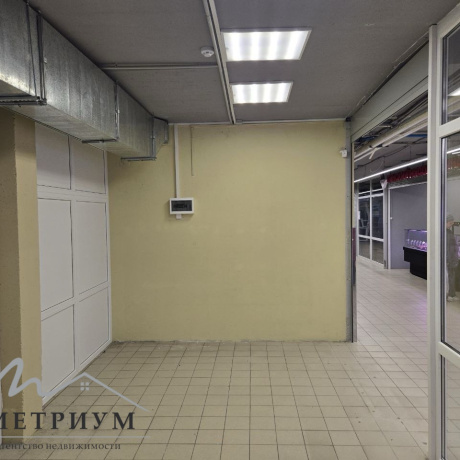 Фотография Аренда торгового павильона, ул. Ложинская, 23, 18,2м2 - фото 4