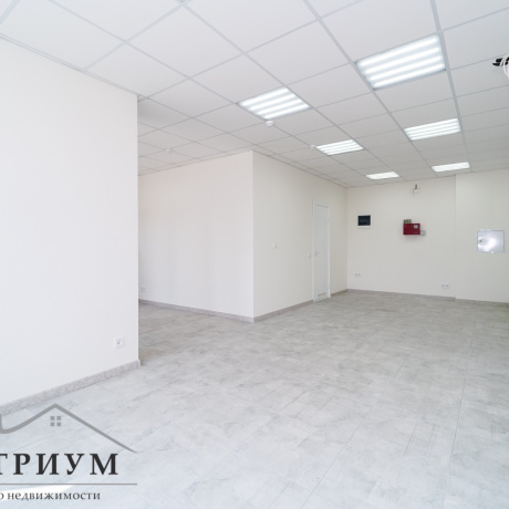 Фотография Коммерческое помещение С РЕМОНТОМ по Лученка,9 37,6 кв.м. - фото 1