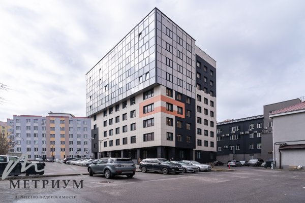 Аренда офиса от 558,8 м2 до 1683 м2 возле ст. метро &laquo;Молодежная&raquo; - фото 1