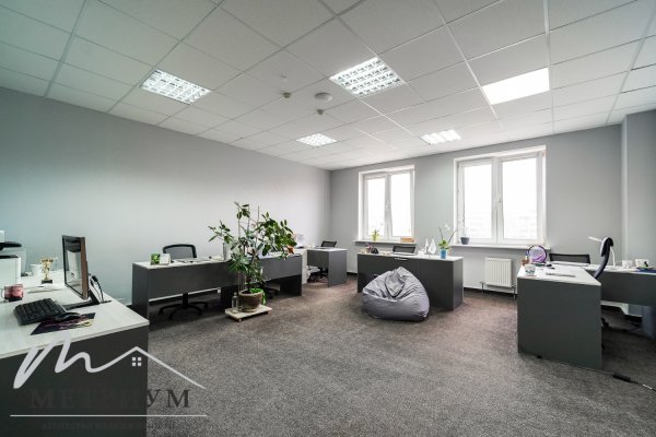 Офис 355,7 кв.м., ул. Либаво-Роменская, 23 - фото 1