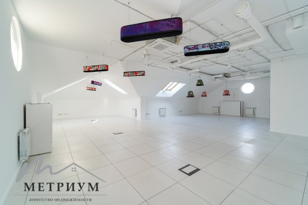 Офисное помещение 120,5 кв м Немига 5 - фото 1
