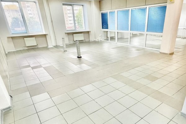 Помещение 369,4 кв.м в бизнес-центре «Манеж» ул. Кульман 11 - фото 1