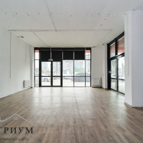 Фотография Помещение с РЕМОНТОМ площадью 47,5 кв.м. на Братской, 17 - фото 1