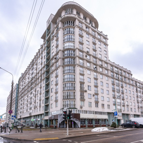 Фотография Продажа помещения-офиса рядом с метро, ул. Авакяна 19 - фото 1